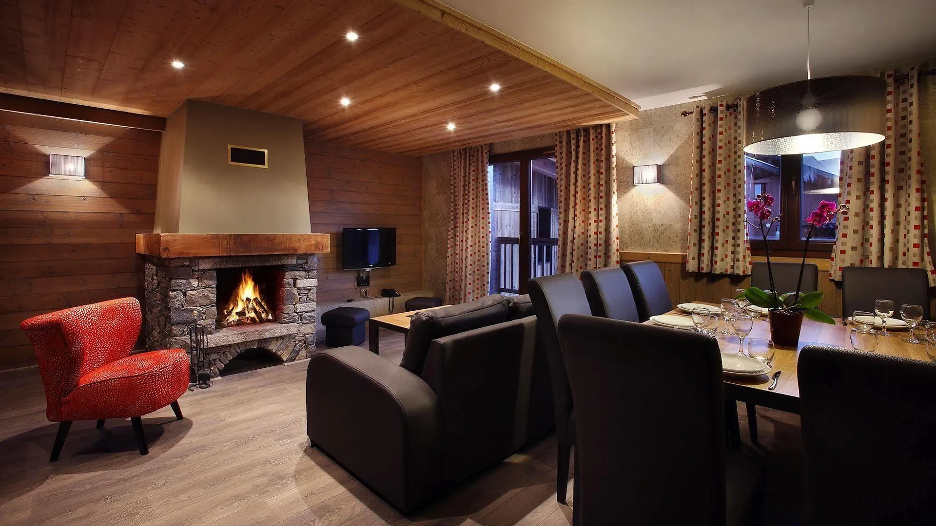 Residence Les Arolles By Les Etincelles Les Arcs  Aparthotel Les Arcs (Savoie)