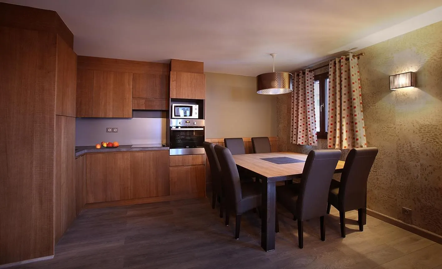 Aparthotel Residence Les Arolles By Les Etincelles Les Arcs