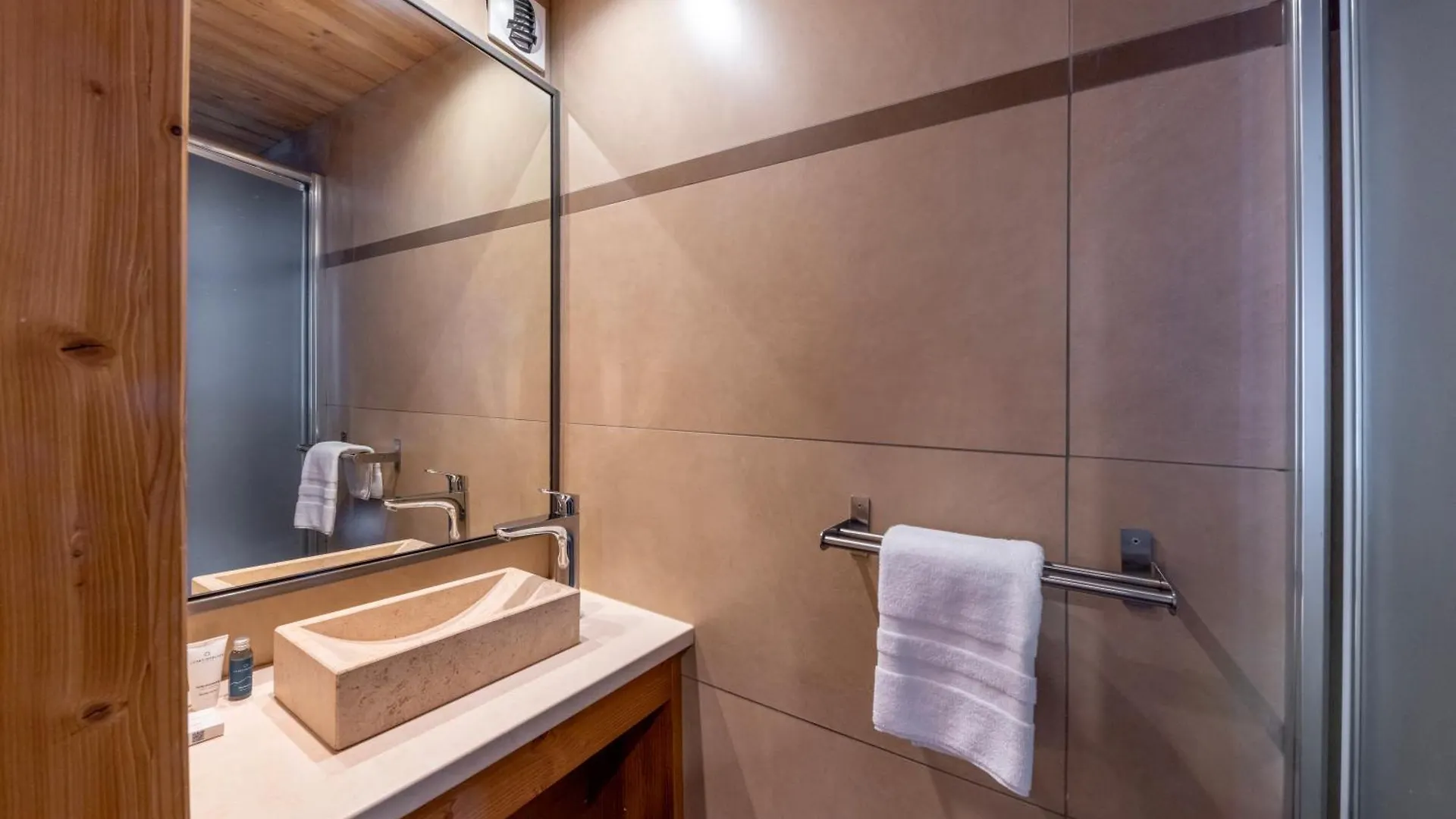 Aparthotel Residence Les Arolles By Les Etincelles Les Arcs